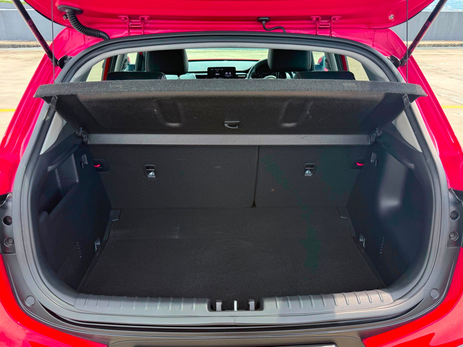 Kia Stonic 1.0 MHEV photo 7